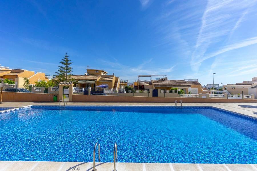 Venta - Ático - Urbanización Perla del Mar - Orihuela