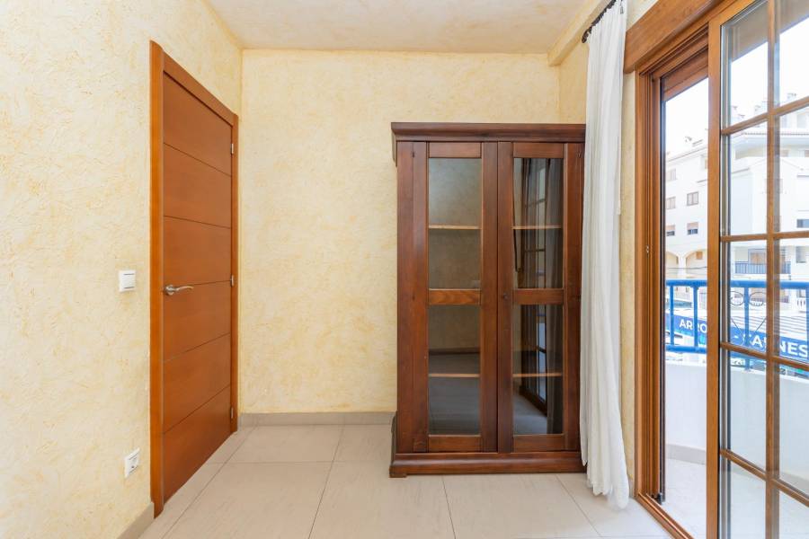 Sale - Apartment - La Mata - Torrevieja