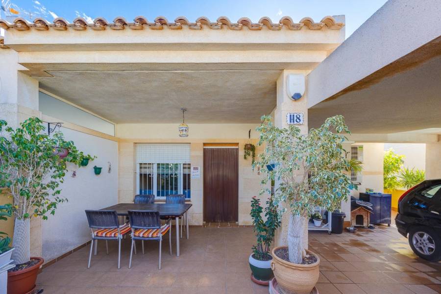 Vente - Maison mitoyenne - Aguas nuevas 2 - Torrevieja