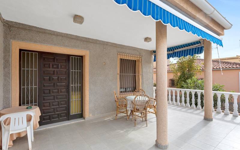 Chalet - Venta - Nueva Torrevieja - Torrevieja