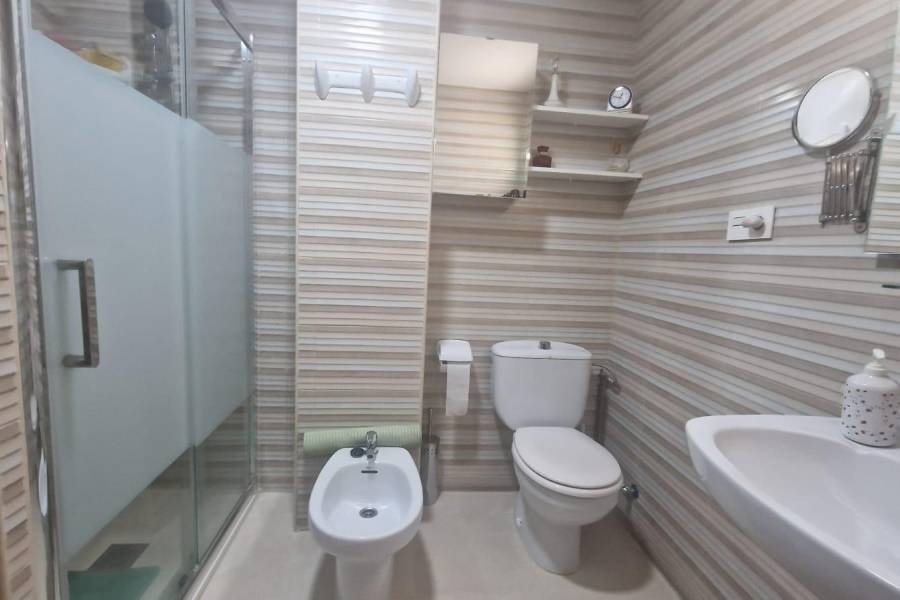 Sale - Ground floor apartment - La veleta - Torrevieja