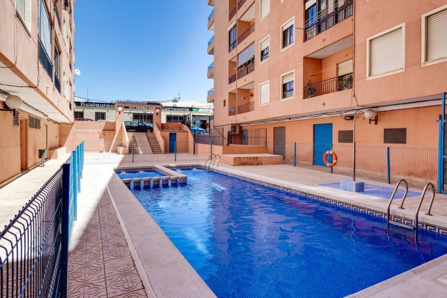 Sale - Apartment - Centro - Torrevieja