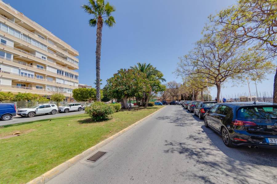 Venta - Apartamento - Puerto - Torrevieja