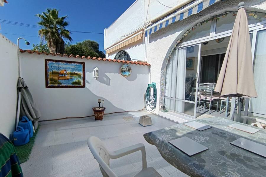 Sale - Bungalow - La Siesta - El Salado - Torreta - Torrevieja