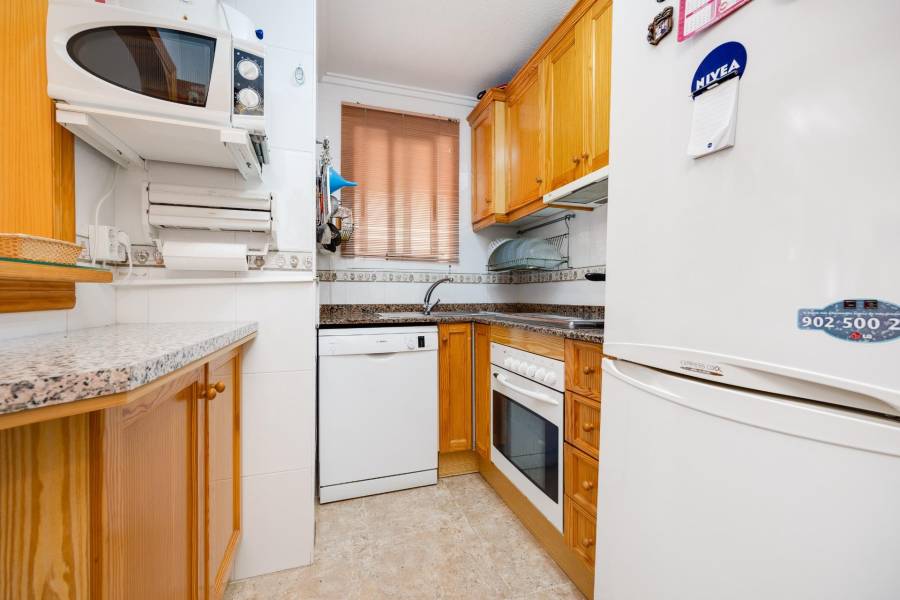 Sale - Apartment - Playa de los locos - Torrevieja