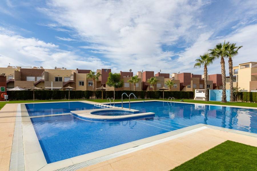 Sale - Bungalow Ground Floor - Sector 25 - Torrevieja