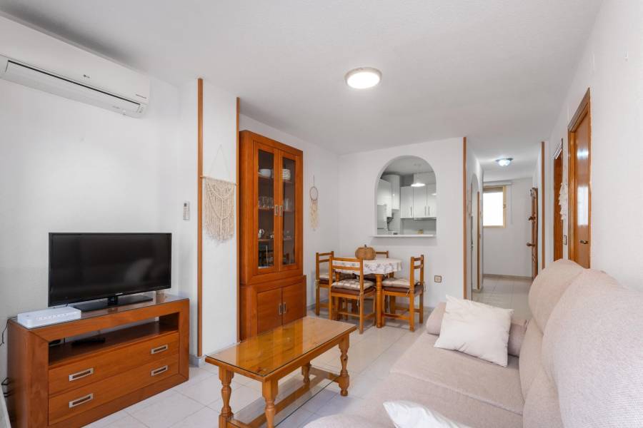 Venta - Apartamento - Playa de los locos - Torrevieja