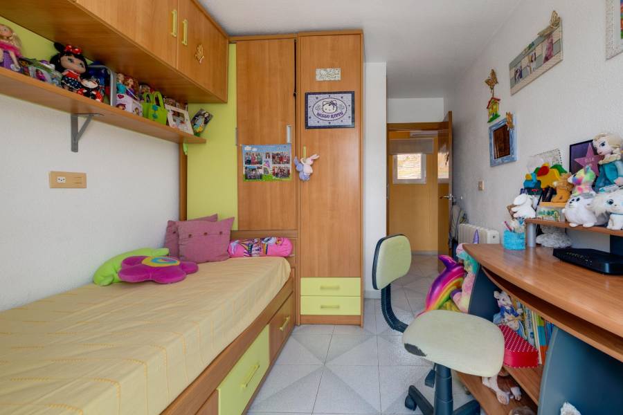 Venta - Chalet - La siesta - Torrevieja