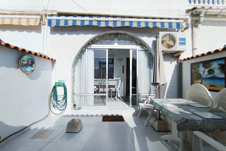 Sale - Bungalow - La Siesta - El Salado - Torreta - Torrevieja