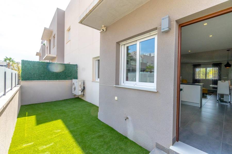 Sale - Apartment - Sector 25 - Torrevieja