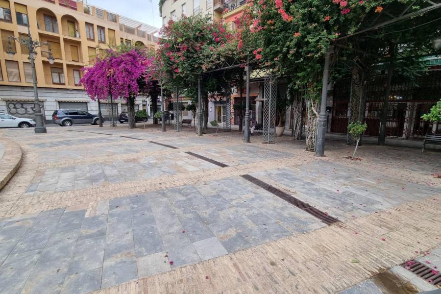 Vente - Local commercial - Zona Centro - Orihuela