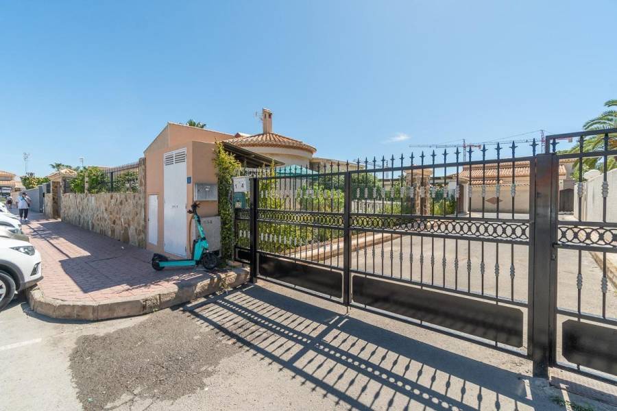 Vente - Maison individuelle - Playa Flamenca - Orihuela Costa