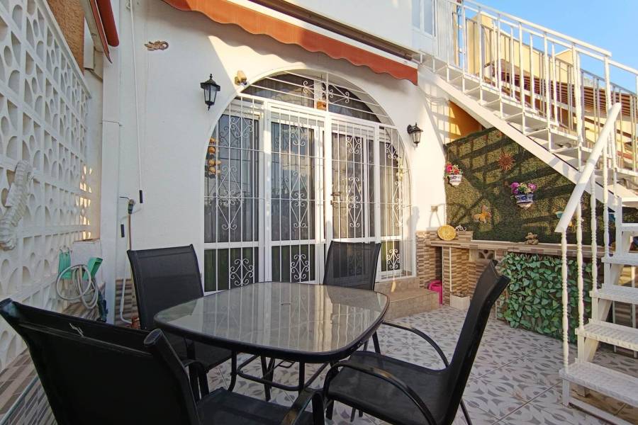 Sale - Bungalow - La Siesta - El Salado - Torreta - Torrevieja