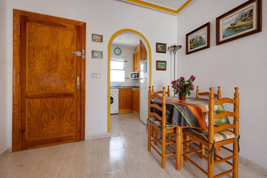 Vente - Bungalow Étage Haut - Aguas nuevas 1 - Torrevieja