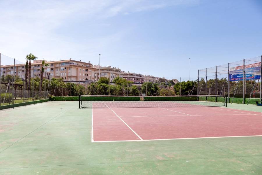 Venta - Bungalow Planta Alta - Centro - Torrevieja