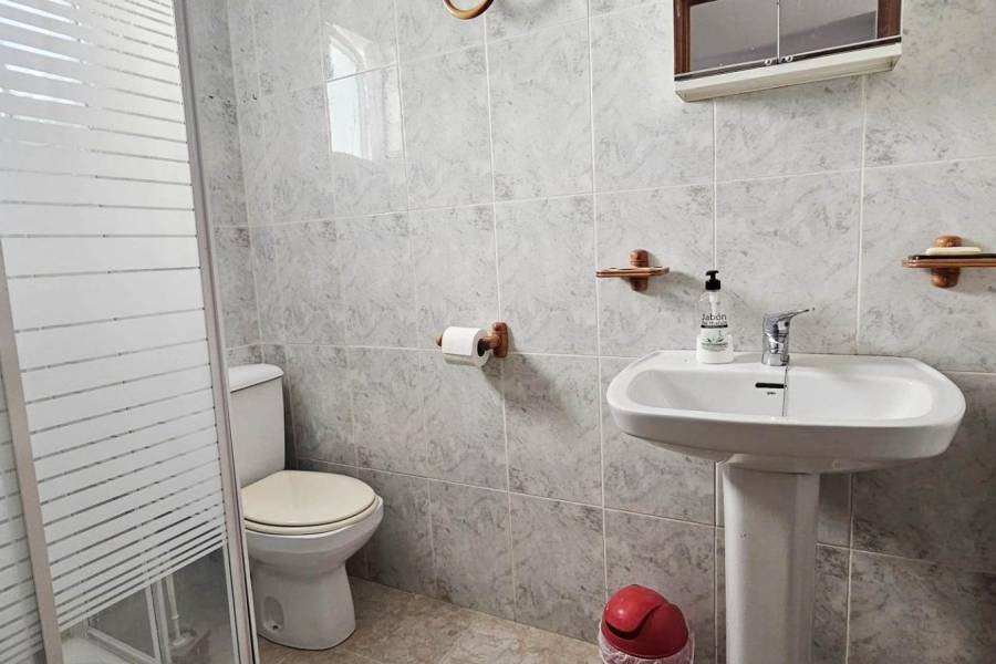 Sale - Bungalow - La siesta - Torrevieja