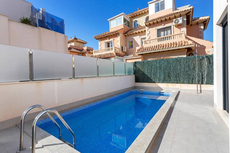 Vente - Villa - Sector 25 - Torrevieja