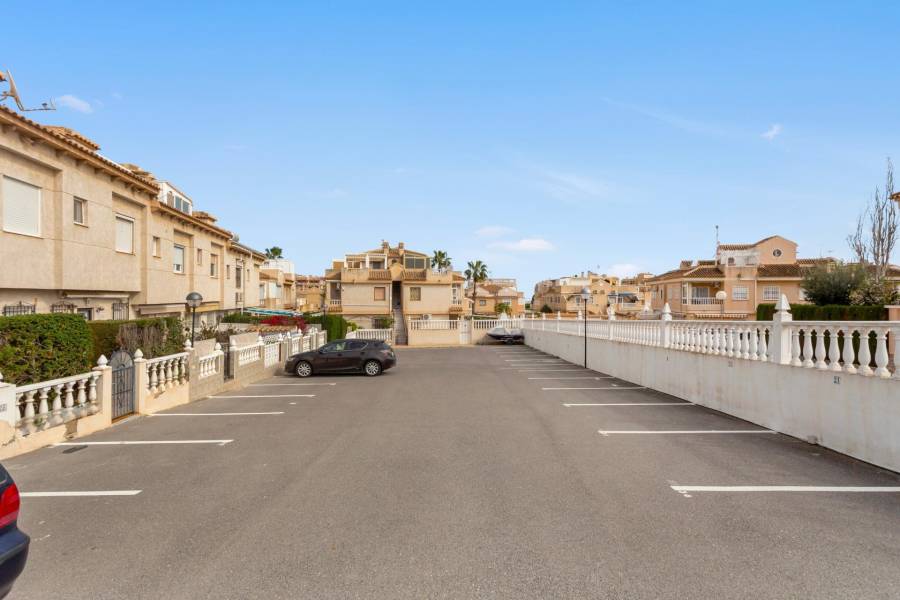 Venta - Bungalow Planta Alta - Aguas nuevas 2 - Torrevieja