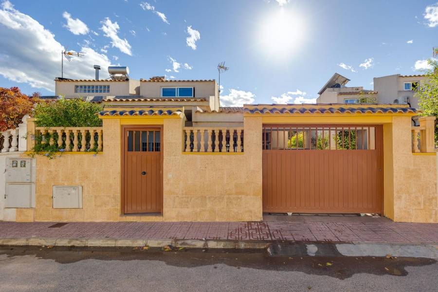 Vente - Maison mitoyenne - Aguas nuevas 2 - Torrevieja