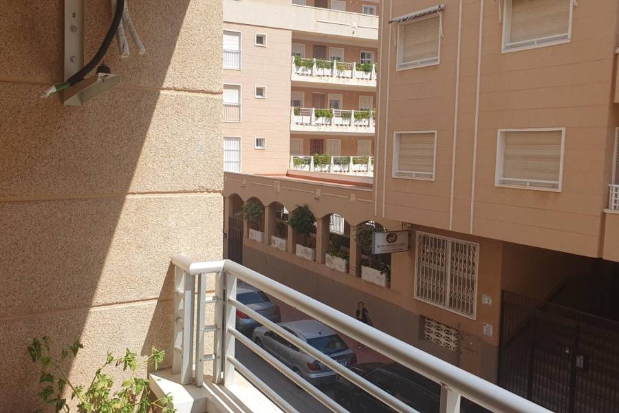 Sale - Apartment - Los secanos - Guardamar del Segura