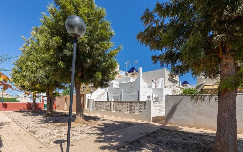 Bungalow - Venta - Doña ines - Torrevieja