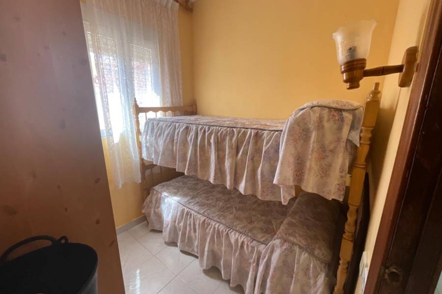 Venta - Apartamento - La Mata - Torrevieja