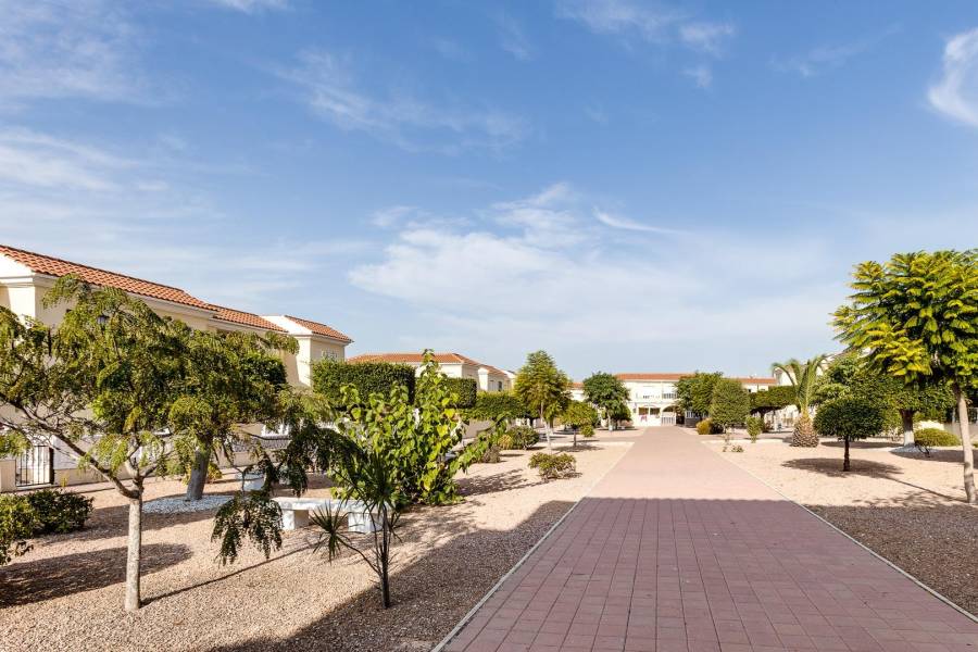 Vente - Bungalow Étage Haut - Aguas nuevas 2 - Torrevieja