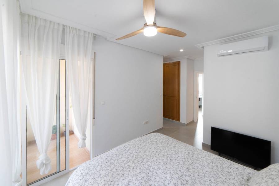 Venta - Casa Tipo Dúplex - La Aparecida - Orihuela