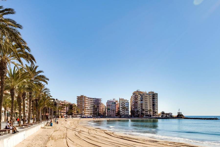 Venta - Apartamento - Playa del Cura - Torrevieja