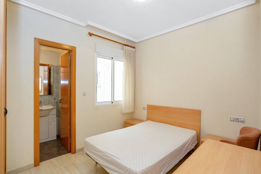 Sale - Flat - Centro - Torrevieja