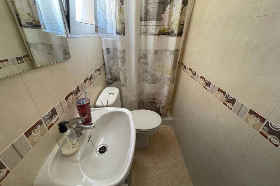 Sale - Terraced house - Sector 25 - Torrevieja