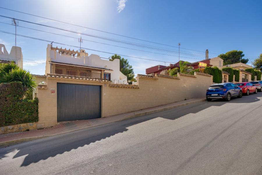 Venta - Chalet - Los balcones - Torrevieja