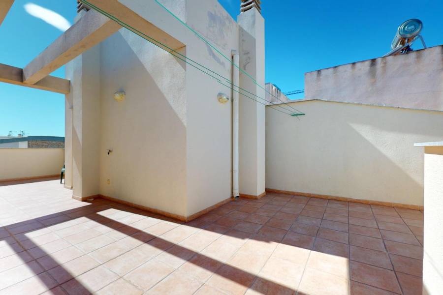 Sale - Terraced house - Las Higuericas - Pilar de la Horadada