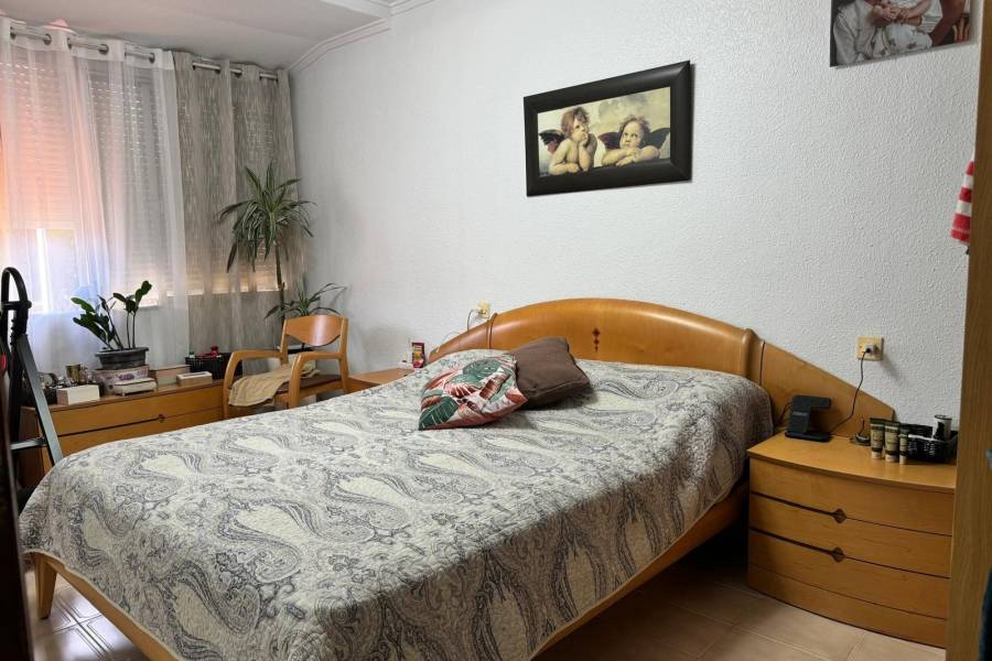 Venta - Casa Tipo Dúplex - Playa de los Naufragos - Torrevieja