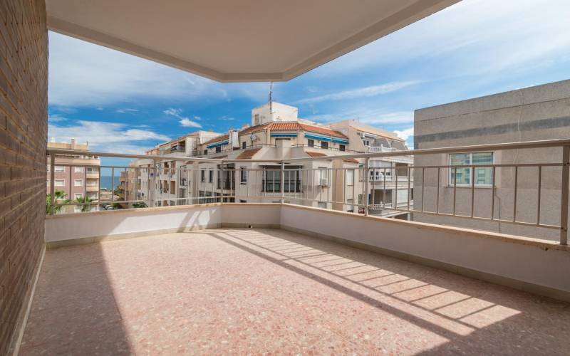 Apartamento - Venta - Playa del cura - Torrevieja