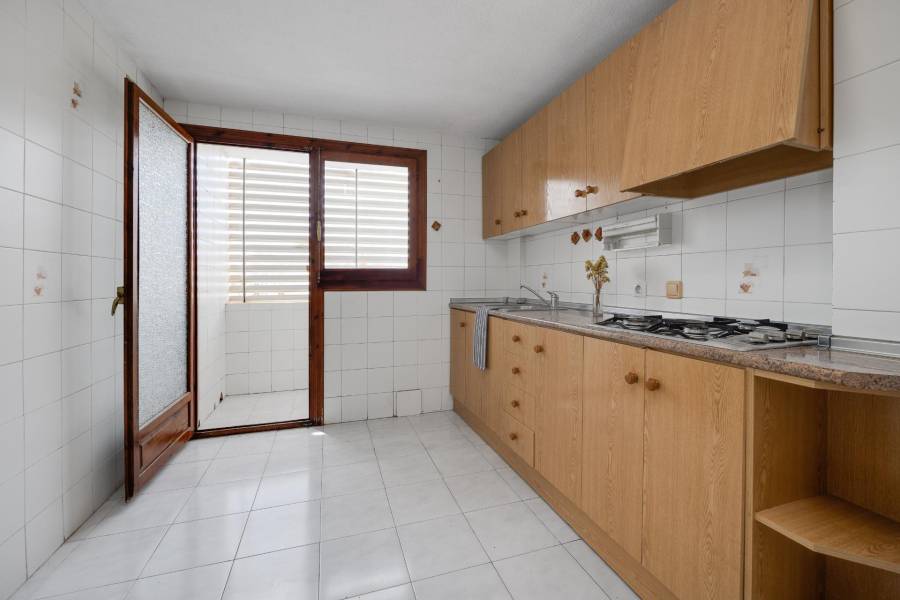 Venta - Apartamento - Estacion de autobuses - Torrevieja