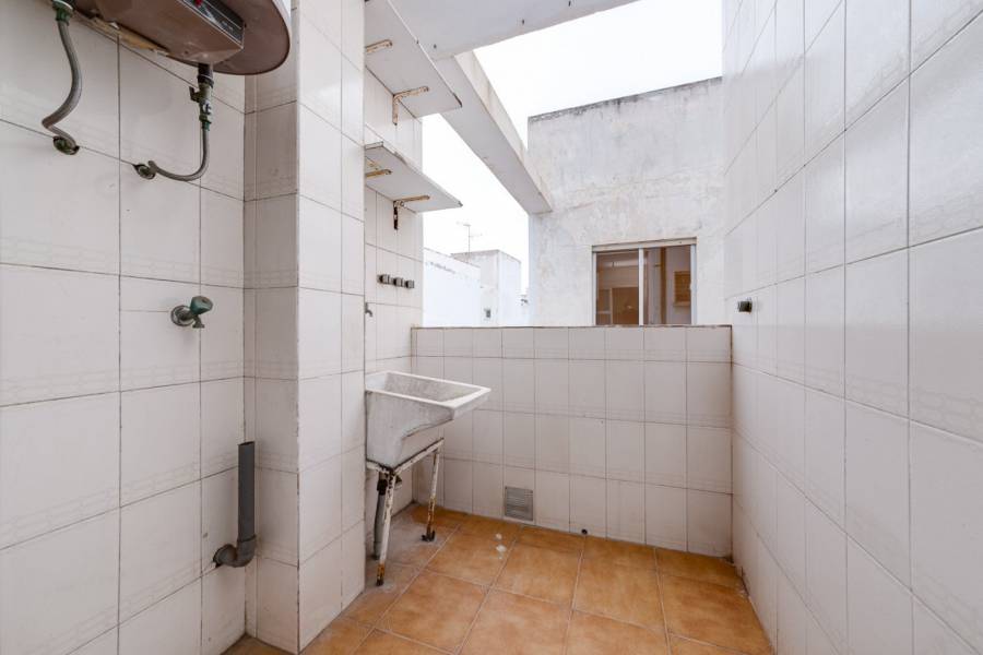 Sale - Apartment - Centro - Torrevieja