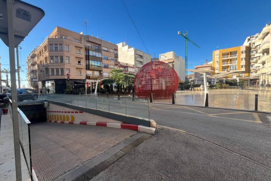 Sale - Apartment - Centro - Torrevieja