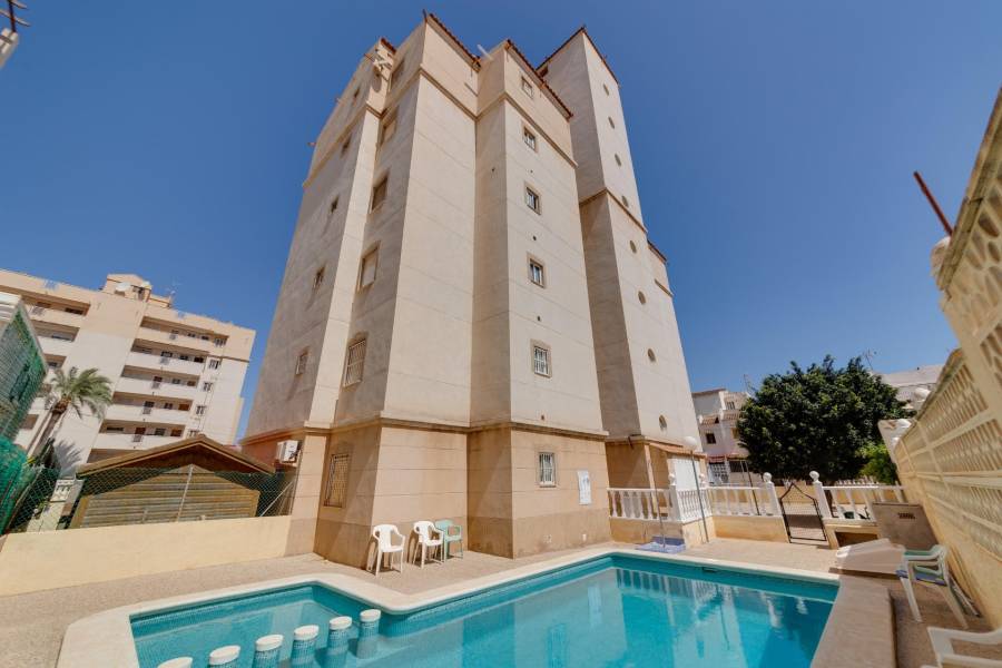 Apartment - Sale - Nueva Torrevieja - Torrevieja