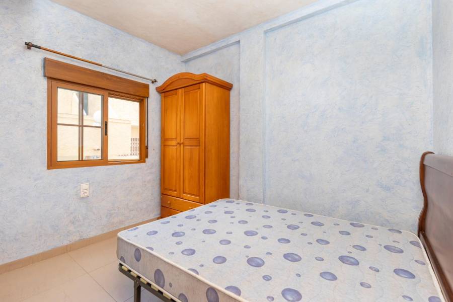 Venta - Apartamento - La Mata - Torrevieja