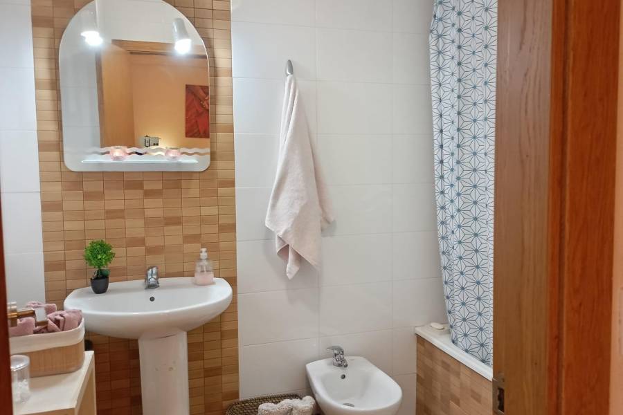 Sale - Apartment - Playa de los locos - Torrevieja