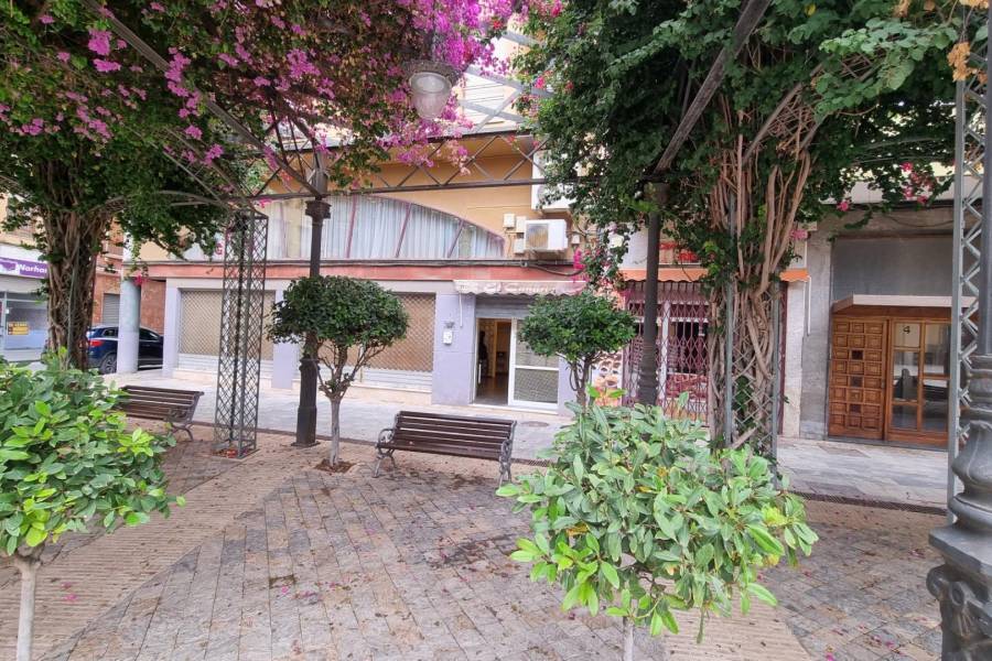 Vente - Local commercial - Zona Centro - Orihuela