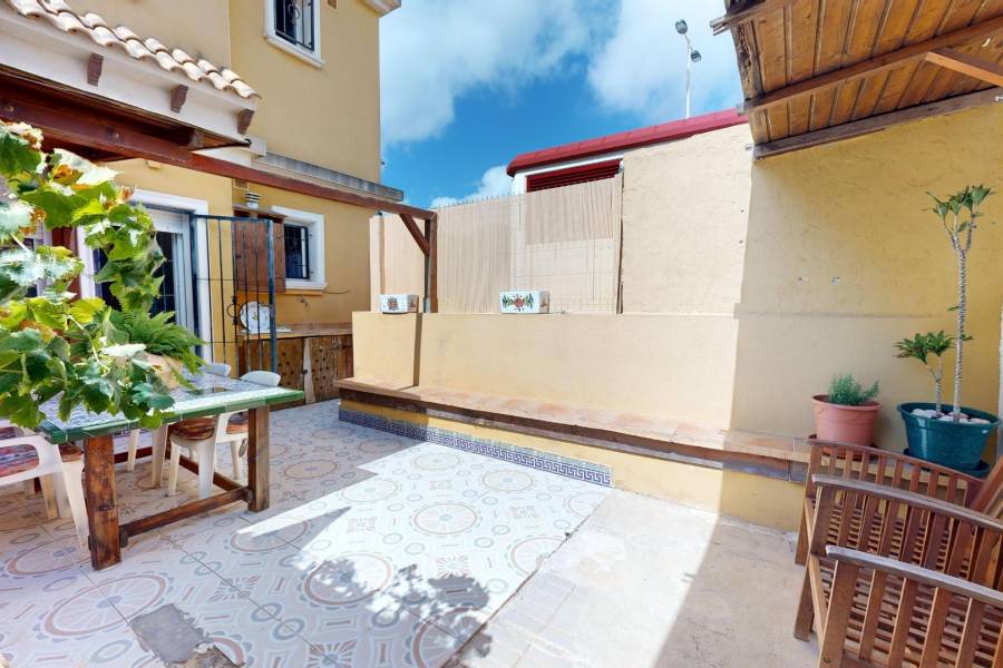 Venta - Chalet - Aguas nuevas 1 - Torrevieja