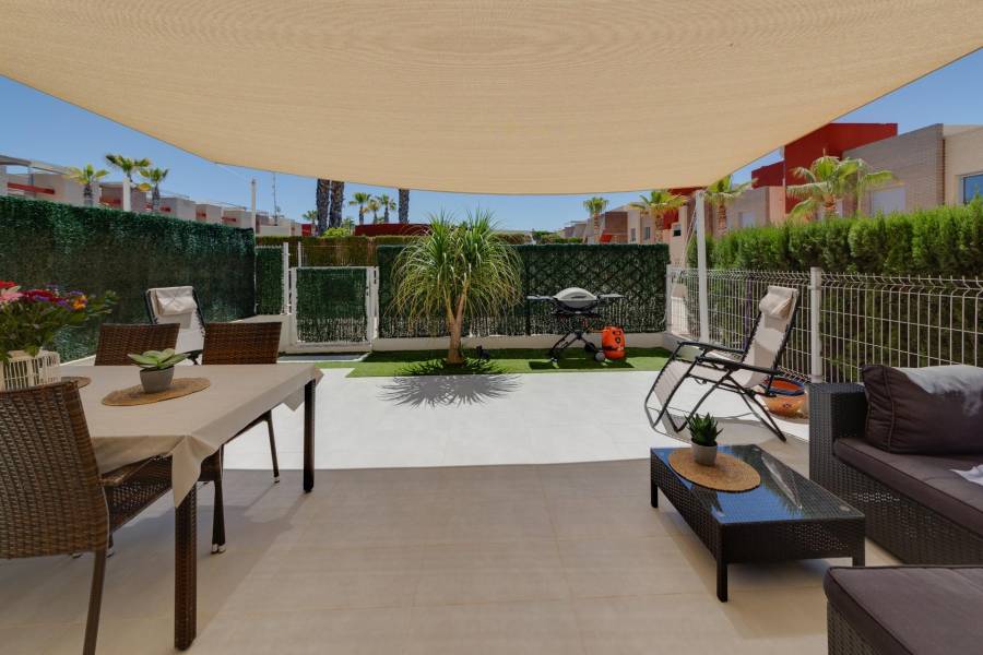 Sale - Bungalow Ground Floor - Sector 25 - Torrevieja