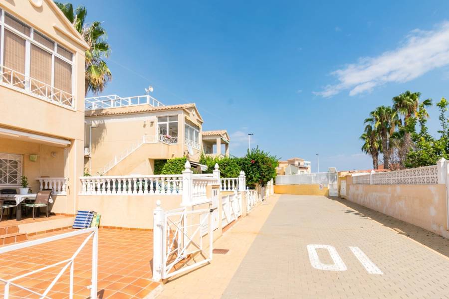 Vente - Bungalow Étage Bas - Torretas - Torrevieja