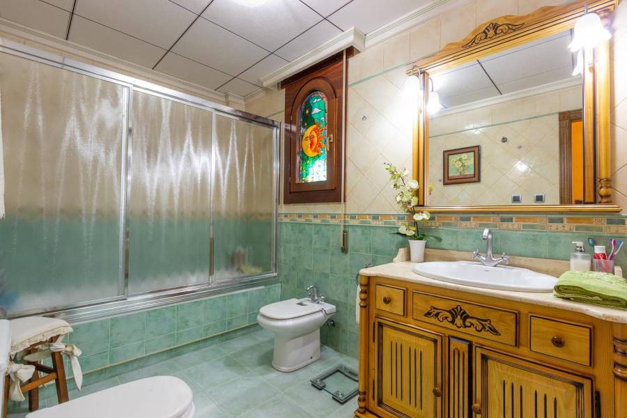 Sale - House - El Escorratel - Orihuela