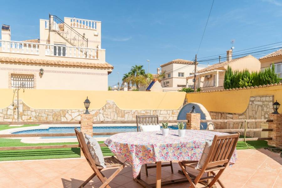 Vente - Villa - La Florida - Orihuela Costa