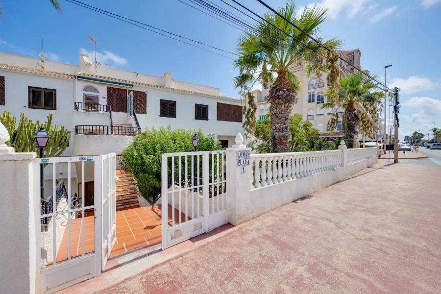 Sale - Apartment - La Mata - Torrevieja