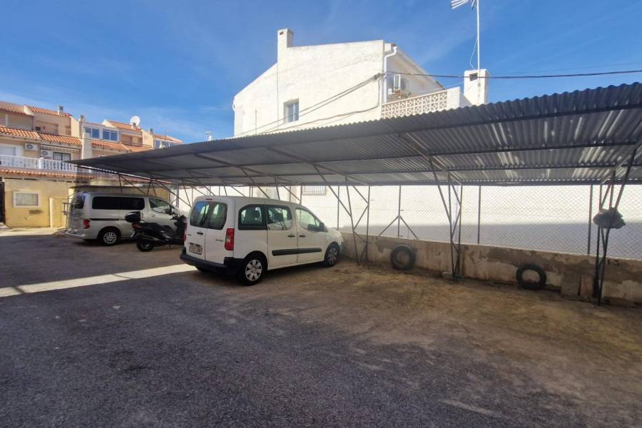 Venta - Bungalow Planta Baja - Estacion de autobuses - Torrevieja