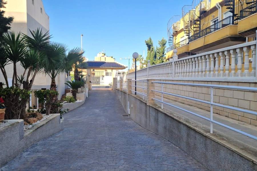 Sale - Terraced house - Torreblanca - Torrevieja